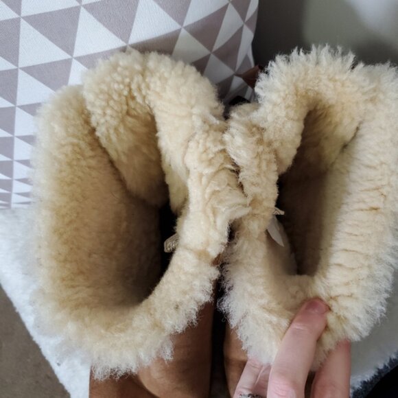 Ugg Bailey Velvet Bow Boot Chestnut Shearling Boots 9 - Picture 6 of 8